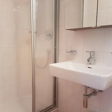 Luneta Apartman Ladis