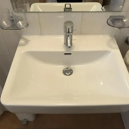 Luneta Apartman *