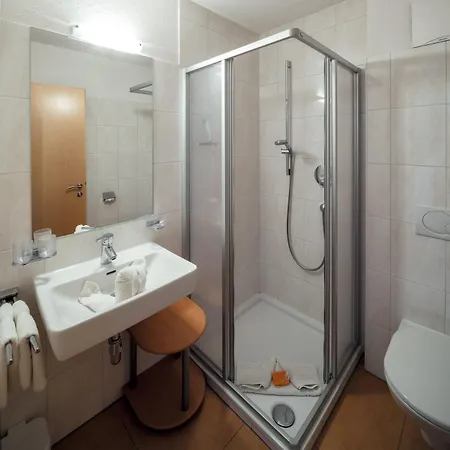 Luneta Apartman Ladis