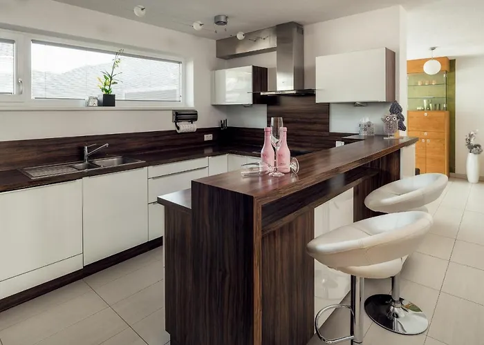 Luneta Apartment Ladis